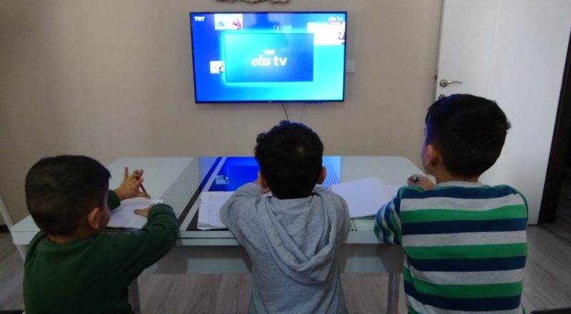 Okulsuz toplum gerçek mi oluyor?